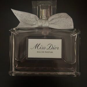 Miss Dior full